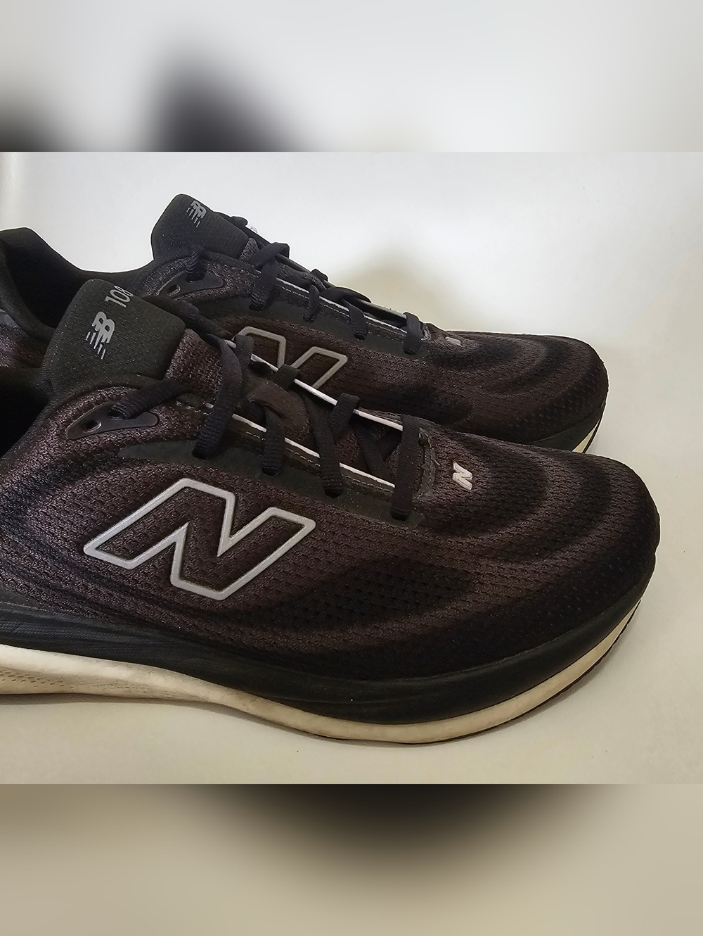 Women's New Balance 1080v15 size 9.5 - Picture 5 of 8